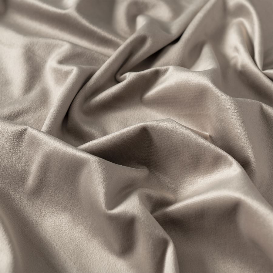 VELVI0_POP_017_040040_1_2