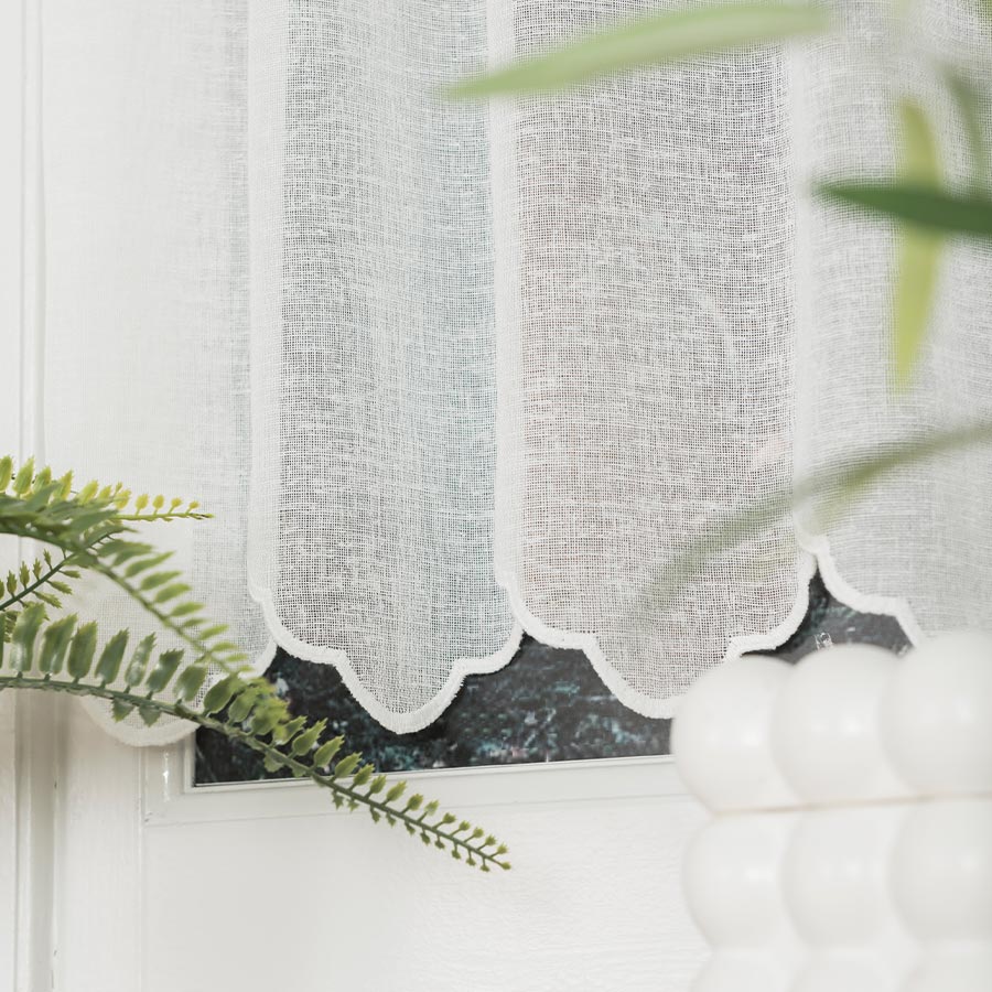 288240_000_012_000060_1_3