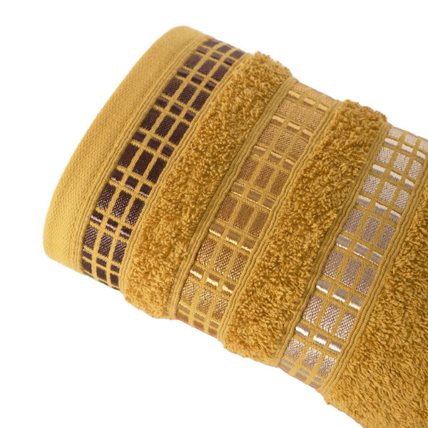 LUXURY_RB0_110_050090_1_4 LUXURY_RB0_110_050090_1_4