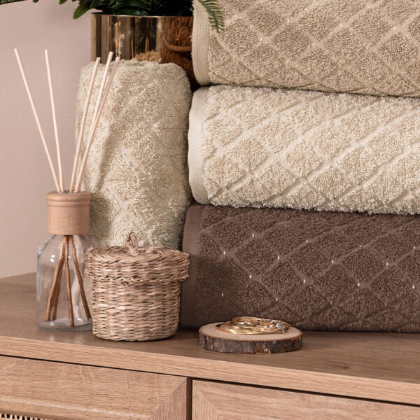 R00001_RB0_010_070140_1_2 R00001_RB0_010_070140_1_2