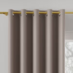 Ciemny chłodny beżowy