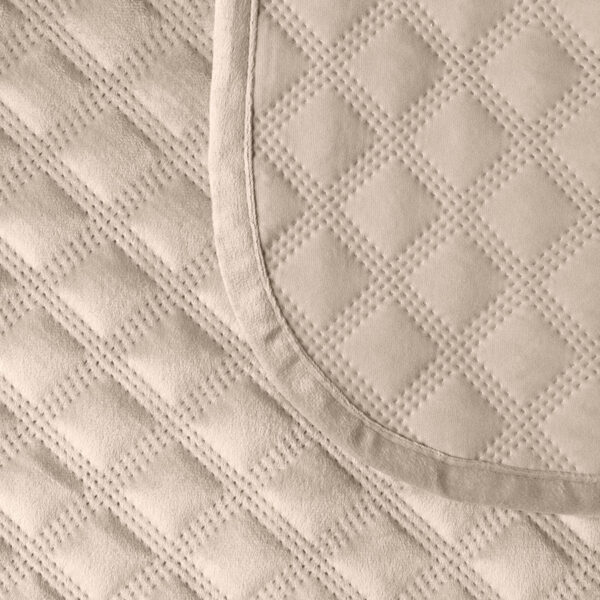 VELVI0_NAP_001_220240_1_4 VELVI0_NAP_001_220240_1_4