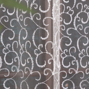 FIRANA HAFTOWANA ZE WZOREM 180cm kolor biały