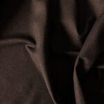 Ciemny chłodny brązowy