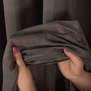 Firanka z ołowianką w stylu natural look 320cm brąz