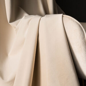 Tkanina na zasłony materiał VELVET MATT 320cm gruba 360g/m2 kolor 101 jasny kremowy